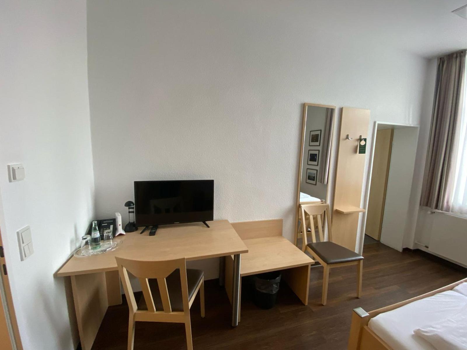 Stadthotel בוכולט מראה חיצוני תמונה