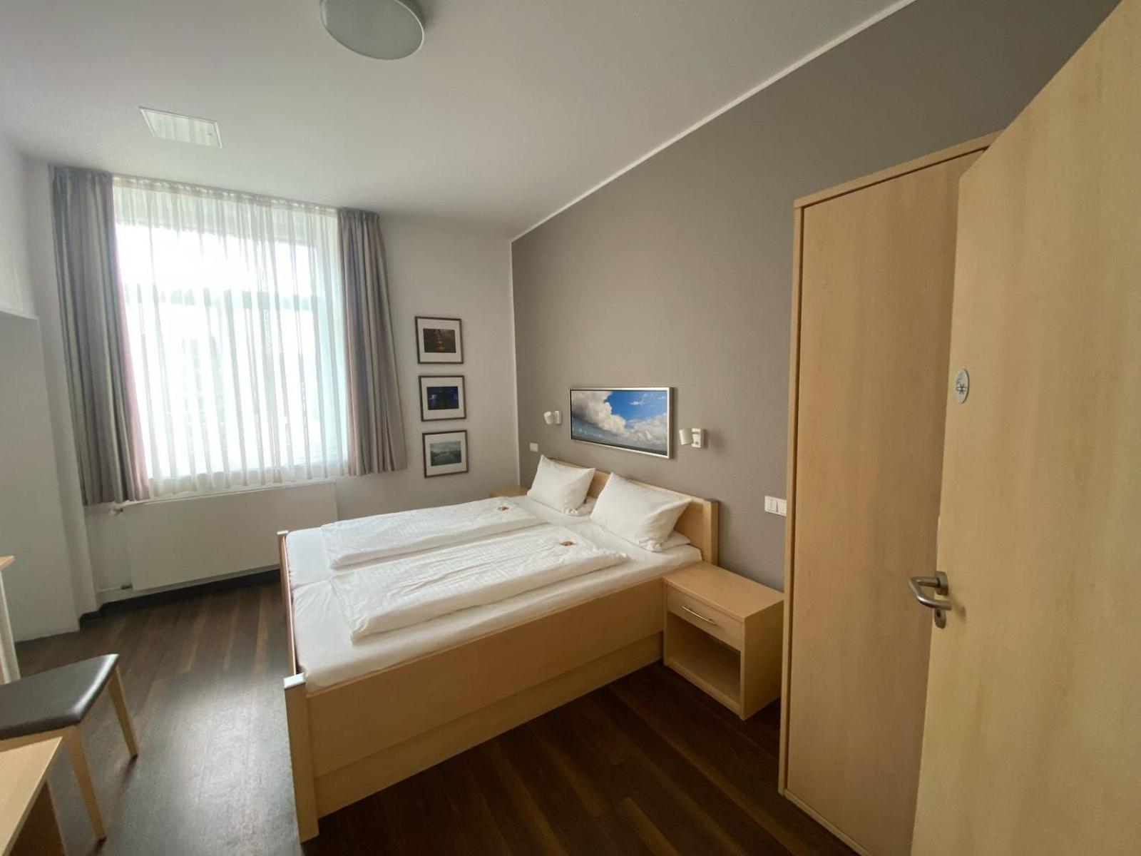 Stadthotel בוכולט מראה חיצוני תמונה